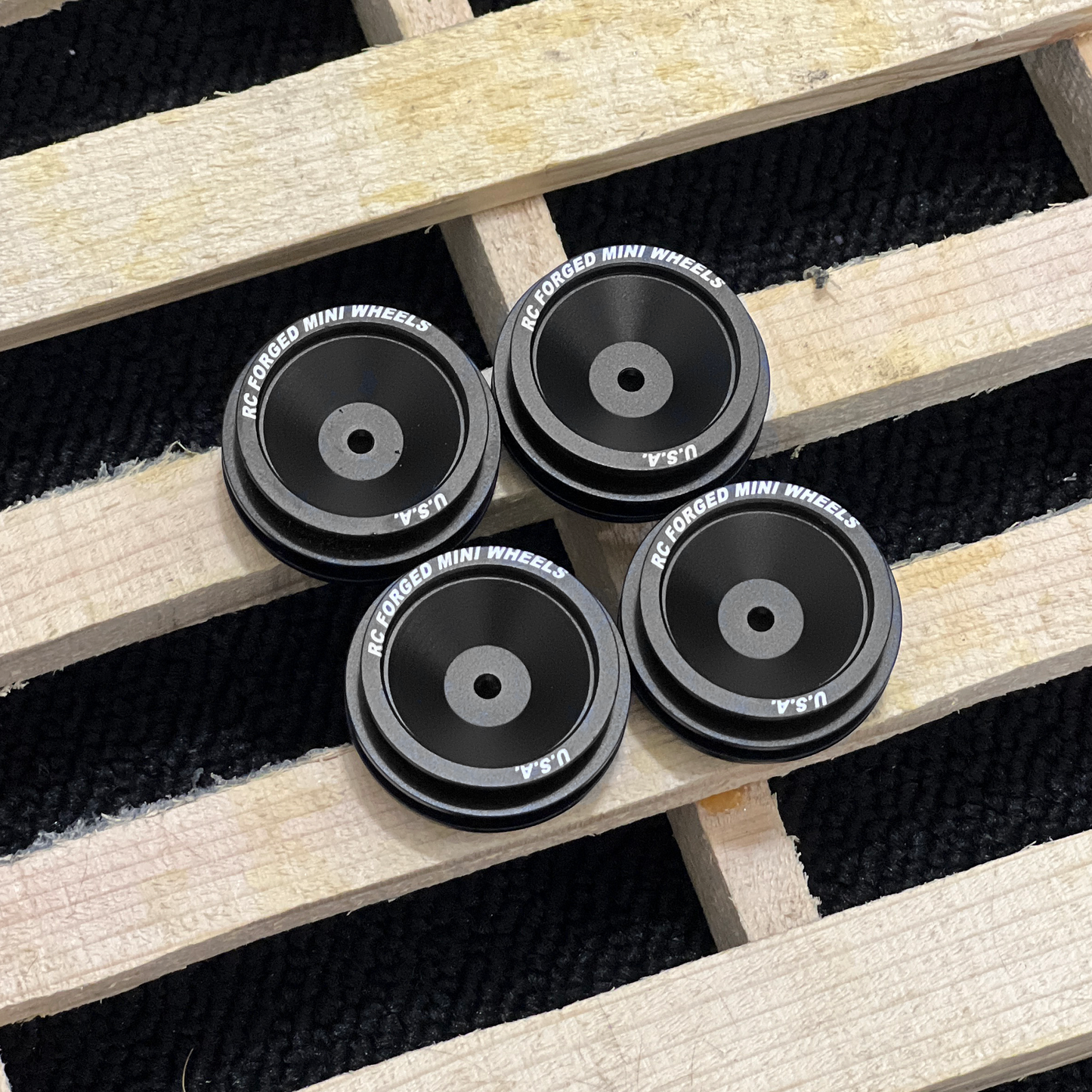 SCX24 Scale Wheels - Smoothie (glue on)