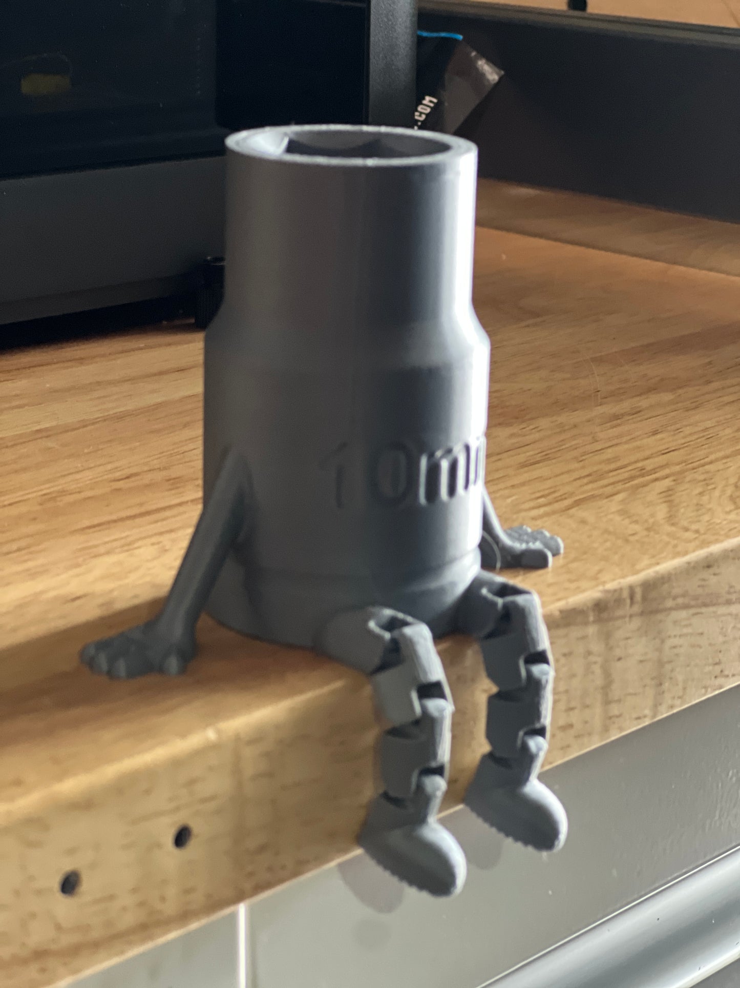 10mm Socket Buddy articulated desk figure
