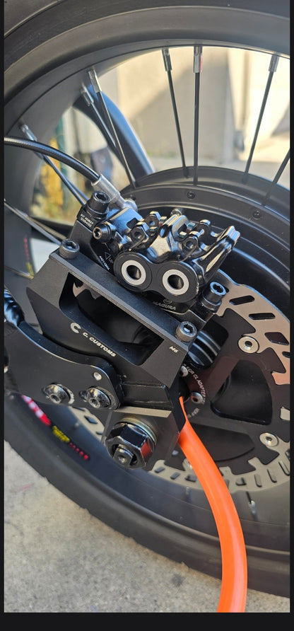 Soportes de motor - Modelos Super73 ZX / S / R - ANODIZADO NEGRO