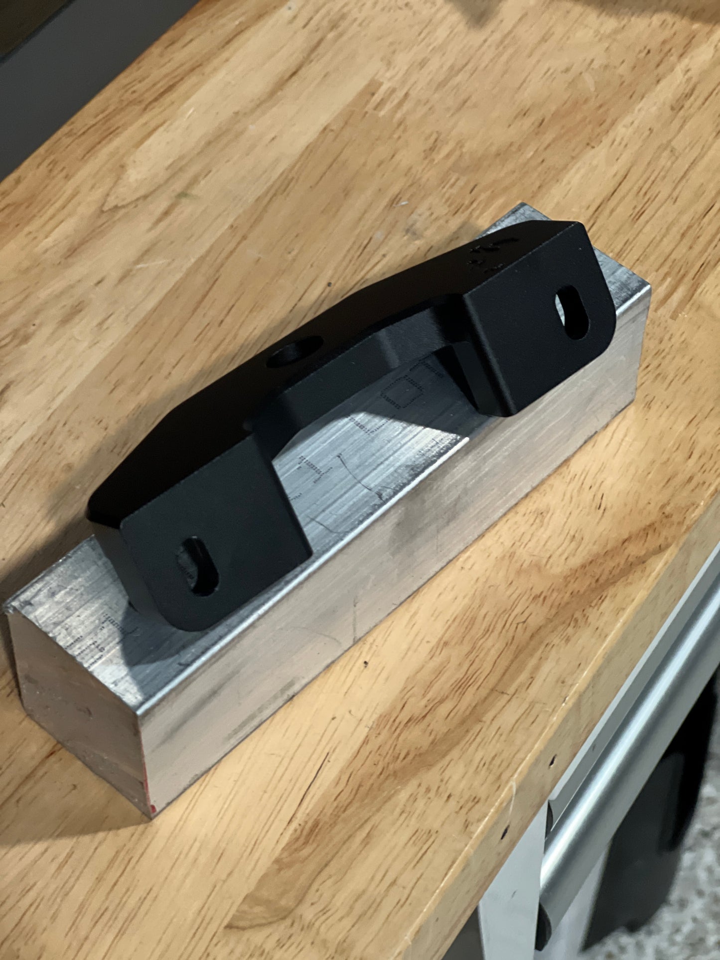 Front fender flag mount - Ford Bronco 6G