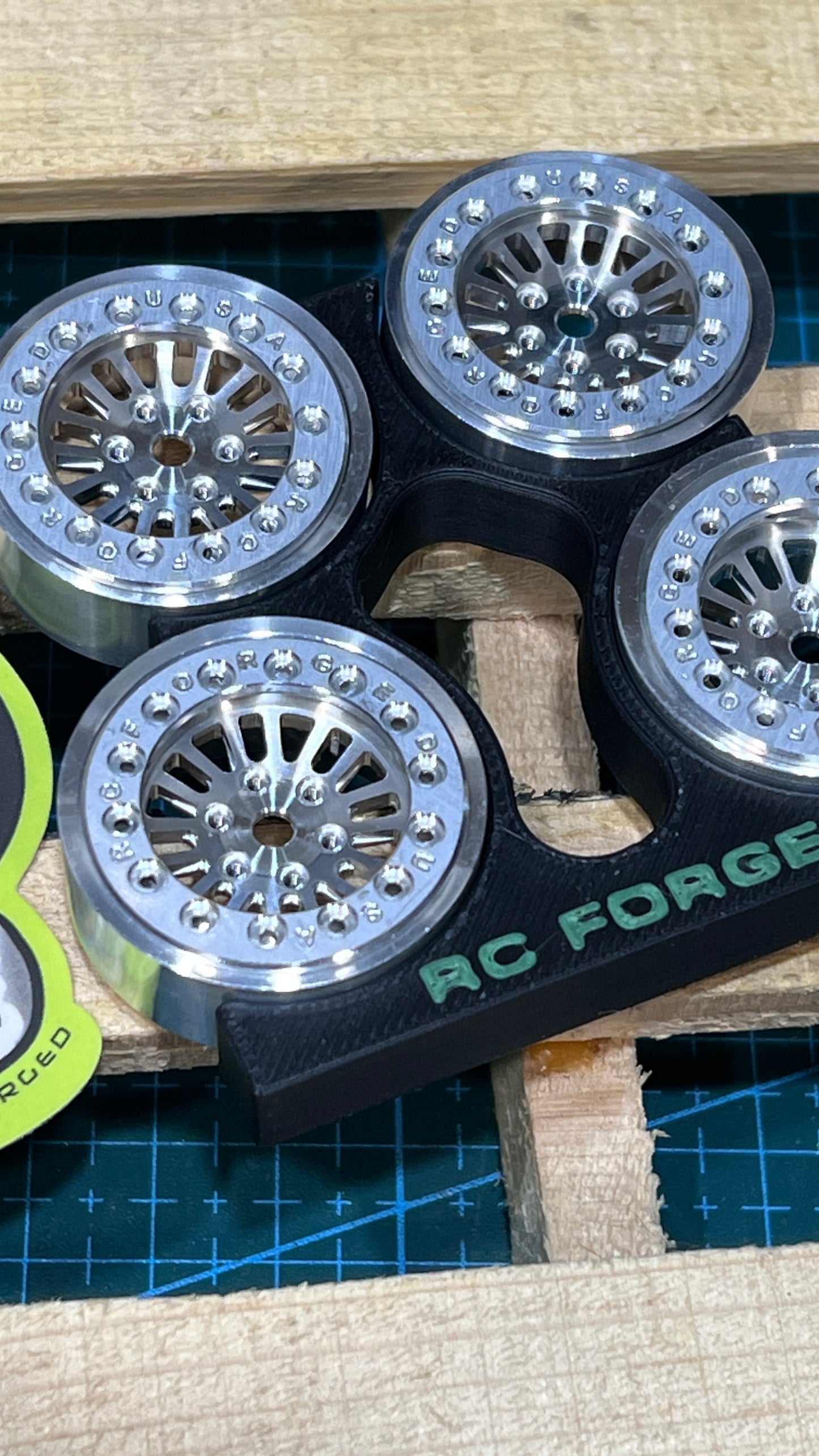 SCX24 Scale wheels - Sikander 7 Beadlock