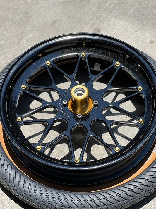 CX4 - Super73 Front Wheel