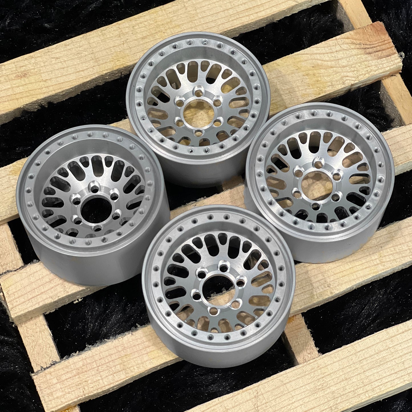 Sikander 16 - Concave Mini Scale Wheels