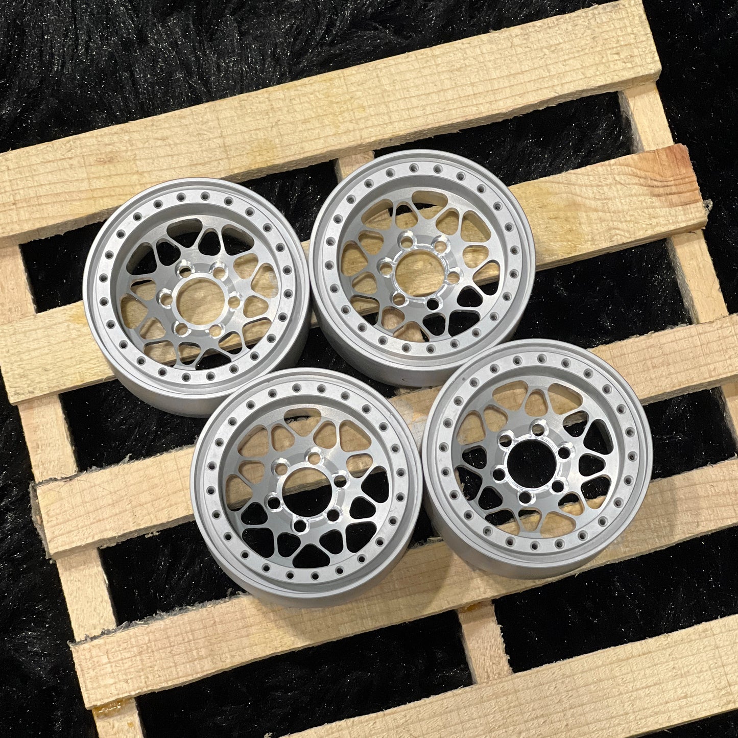 Sikander 18 - Concave Mini Scale Wheels