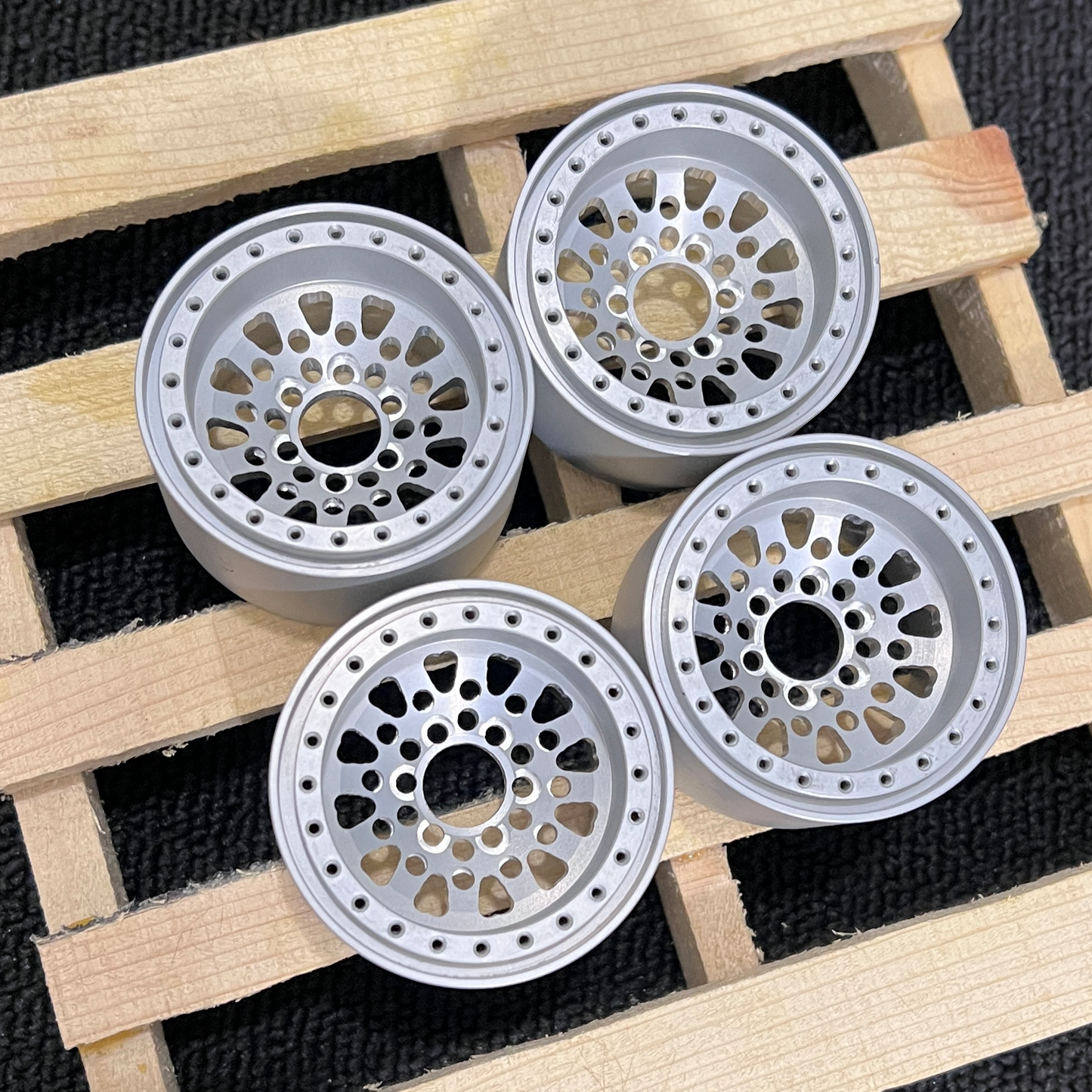 Sikander 19 - Concave Mini Scale Wheels