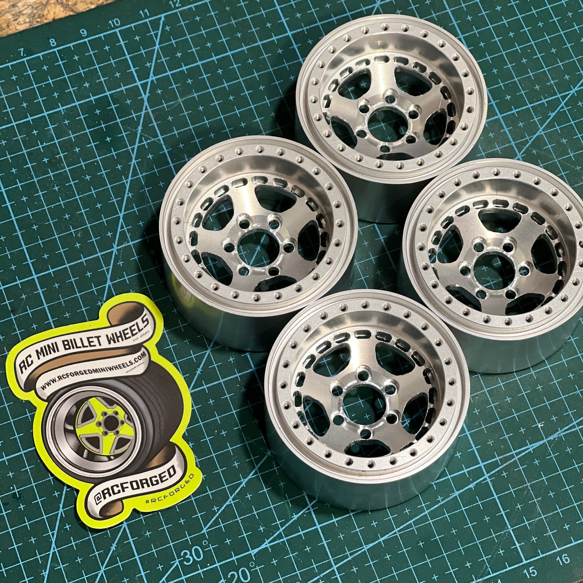 Aluminum 1:10 scale wheels